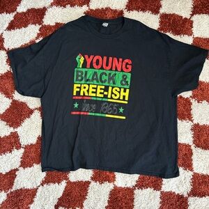 Gildan Black Short Sleeve Tee with Bold Graphic Print — Size 4XL